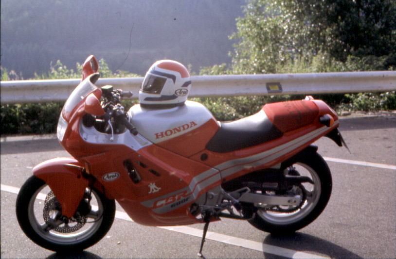 1987-1988<br>Honda CBR600