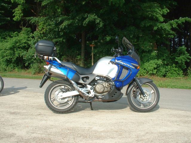 2000-2002<br>Honda XL1000 Varadero